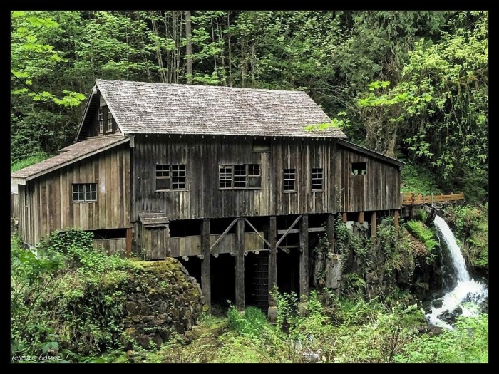 Cedar Creek Grist Mill (est. 1876) is a “Working Museum”